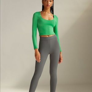 Aritzia babaton contour long sleeve